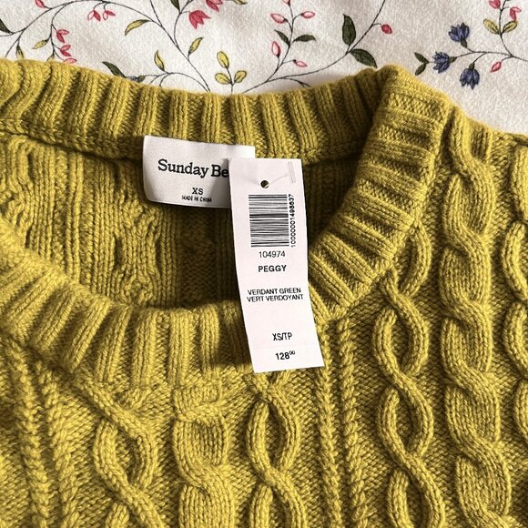 NWT Aritzia Peggy sweater - Picture 2 of 2